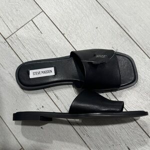 New without tags Steve Madden Black Slide Sandals for Women